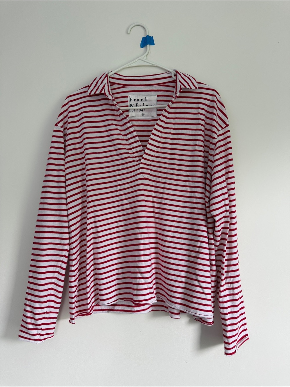 Frank & Eileen Patrick Popover White and Red Striped V-Neck Long Sleeve Top Med - Picture 2 of 9